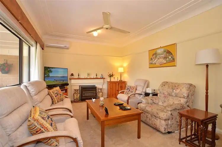Third view of Homely house listing, 2 Wyoming Street, Blackwall NSW 2256