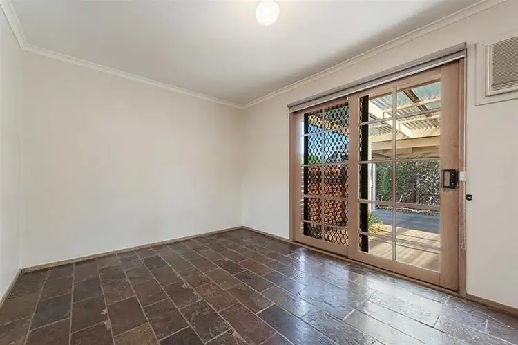 Sixth view of Homely house listing, 2 Tower Court, Sunbury VIC 3429