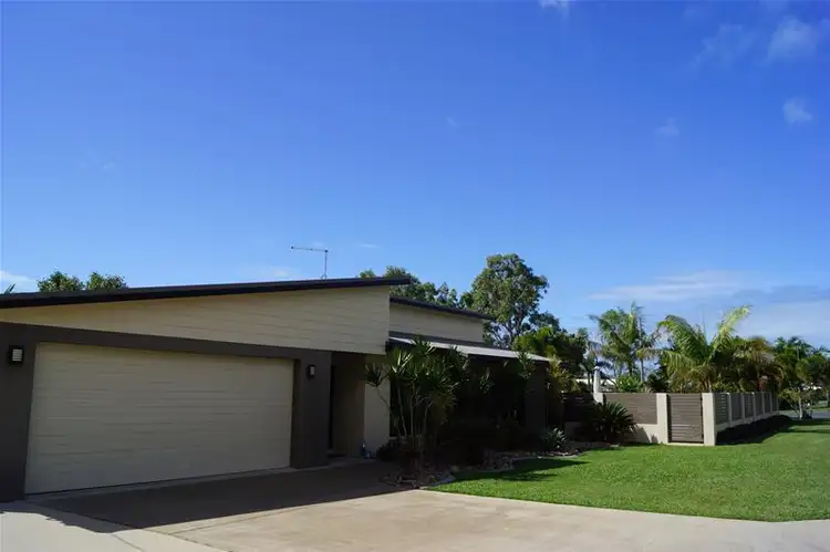 14 Brooksfield Drive, Sarina Beach QLD 4737