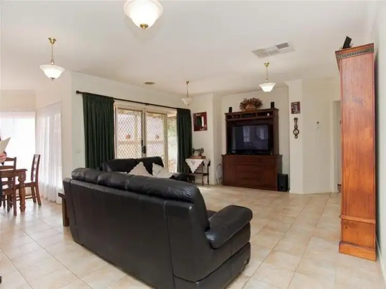 Sixth view of Homely house listing, 7 Norfolk Grove, Sunbury VIC 3429