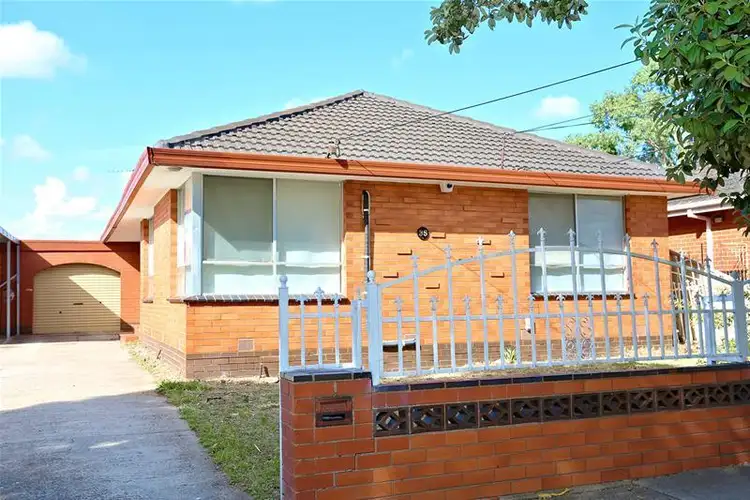 35 Yarmouth Avenue, St Albans VIC 3021
