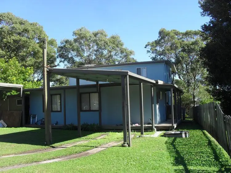 58-60 Charles Terrace, Macleay Island QLD 4184