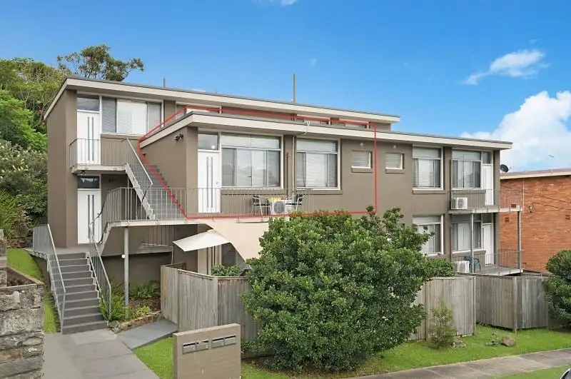 Main view of Homely unit listing, 3/4 Hillview  Crescent, The Hill NSW 2300