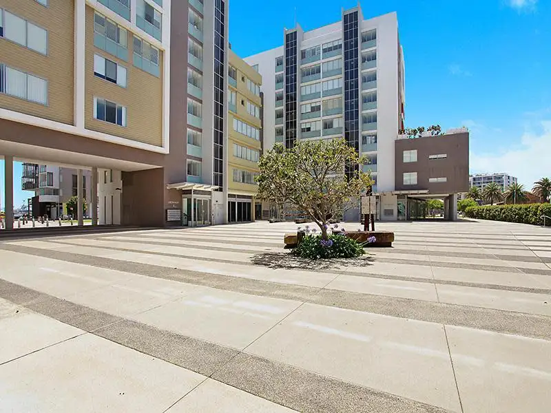 Main view of Homely unit listing, 505/4 Honeysuckle Drive, Newcastle NSW 2300