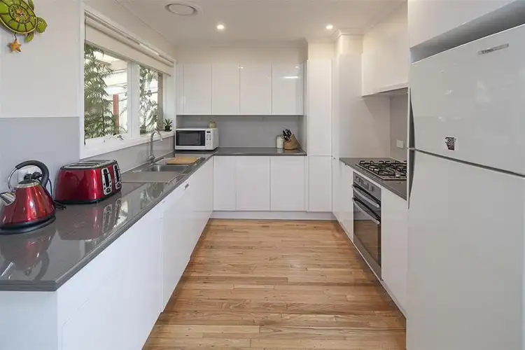 Fifth view of Homely house listing, 14 Aaran Close, Endeavour Hills VIC 3802