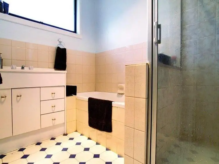 Seventh view of Homely unit listing, 2A Garden Street, Ringwood VIC 3134