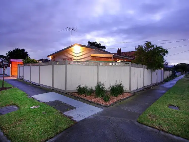 1/63 keith Avenue, Edithvale VIC 3196