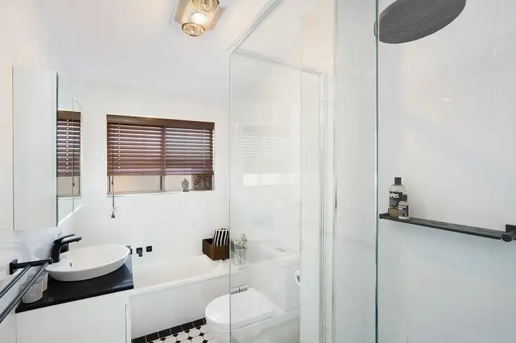 Sixth view of Homely unit listing, 3/11 Morgan Street, Merewether NSW 2291