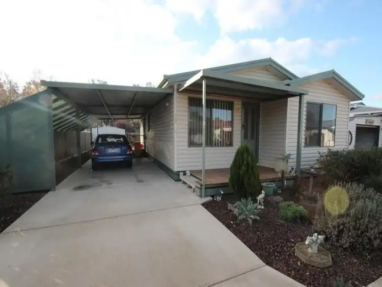 18 Bellview Street Oasis Village, Cobram VIC 3644