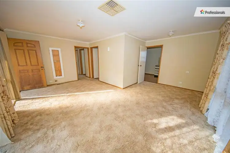 Third view of Homely house listing, 2 Hare Court, Darley VIC 3340