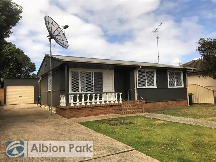 19 Spofforth Street, Warilla NSW 2528