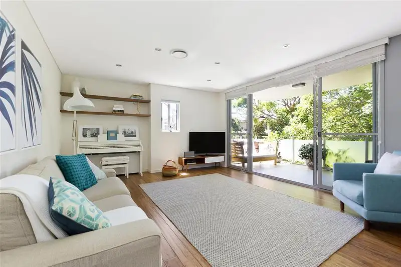 Main view of Homely unit listing, 5/118 Pacific Parade, Dee Why NSW 2099