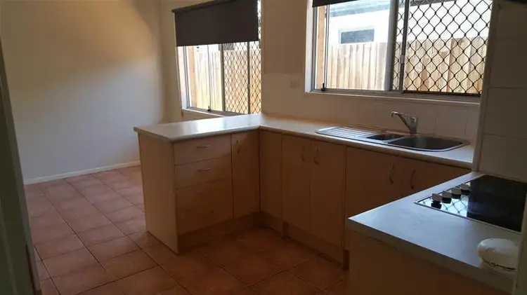 96 Albion Avenue, Miami QLD 4220