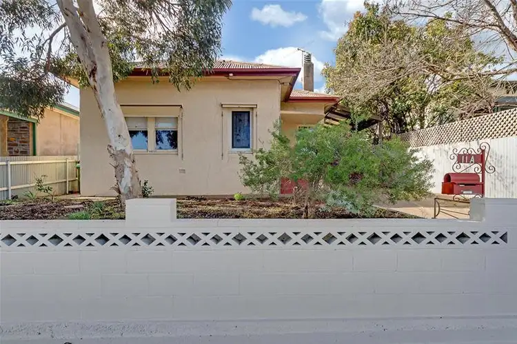 11a Churchill Road, Ovingham SA 5082