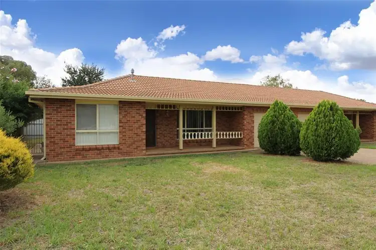 2/26 Grevillea Crescent, Wagga Wagga NSW 2650