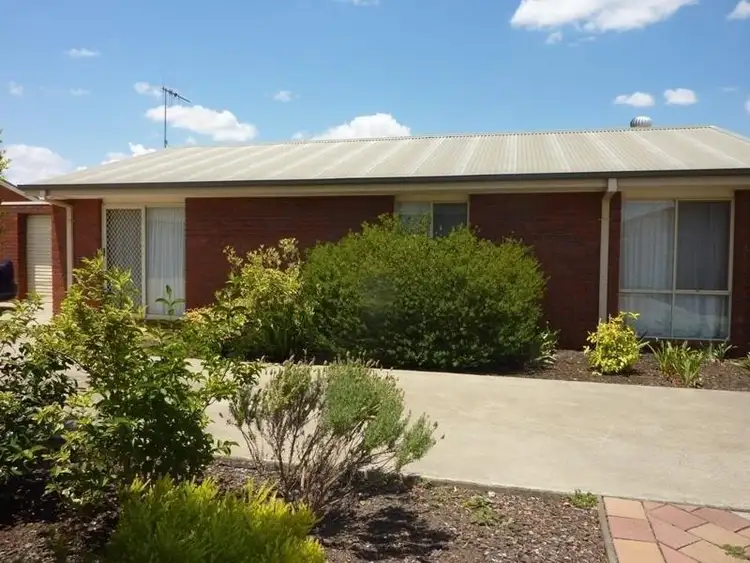 2/8 Waratah Court, Cobram VIC 3644