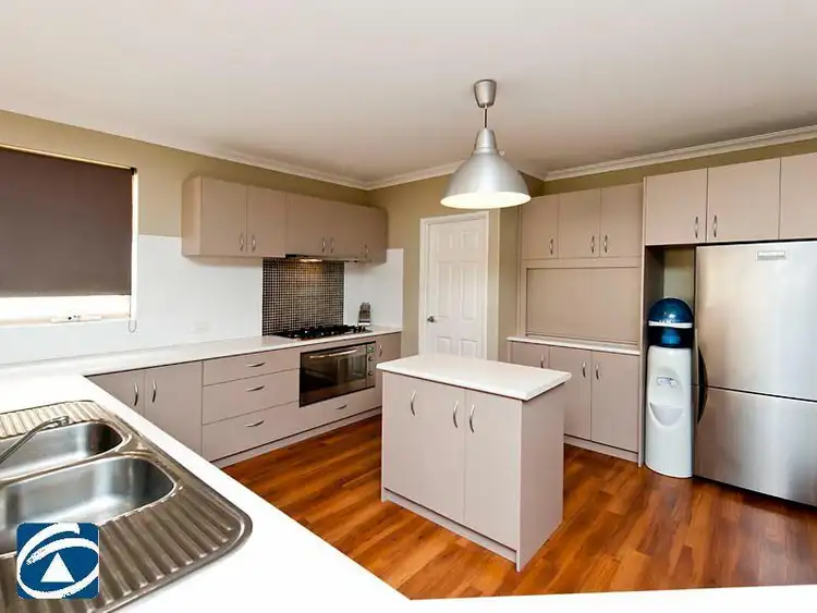 4 Leedon Drive, Ellenbrook WA 6069