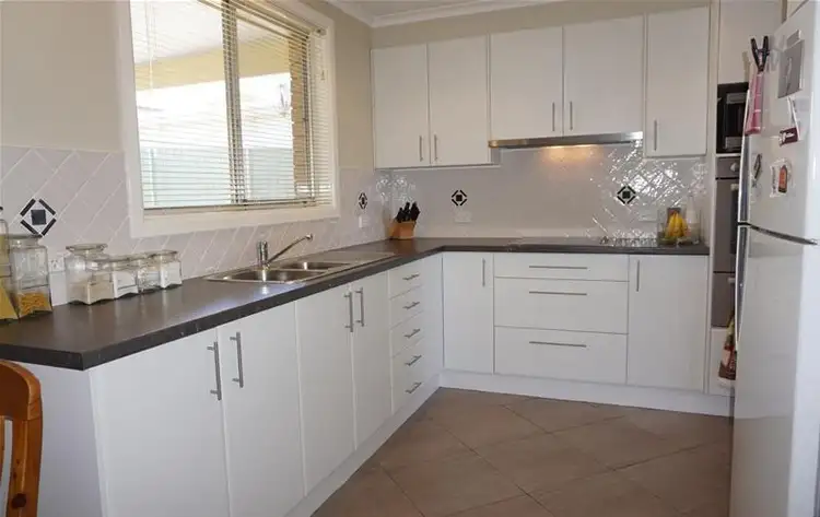 Sixth view of Homely house listing, 32 O'Brien Street, Yass NSW 2582