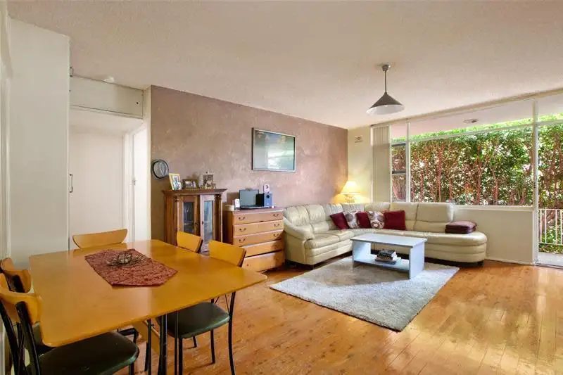 Main view of Homely unit listing, 3/40 Pacific Parade, Dee Why NSW 2099