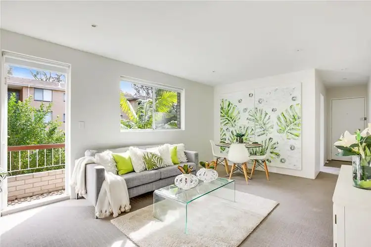 Main view of Homely unit listing, 5/15 Holborn Avenue, Dee Why NSW 2099