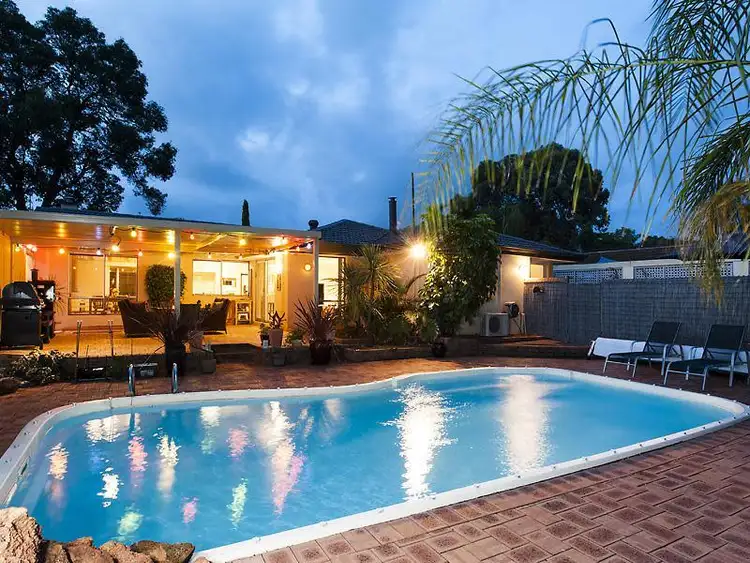 28 Leschenaultia Street, Roleystone WA 6111