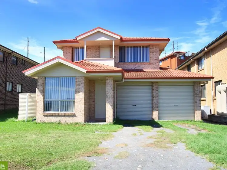67 Whimbrel Avenue, Lake Heights NSW 2502