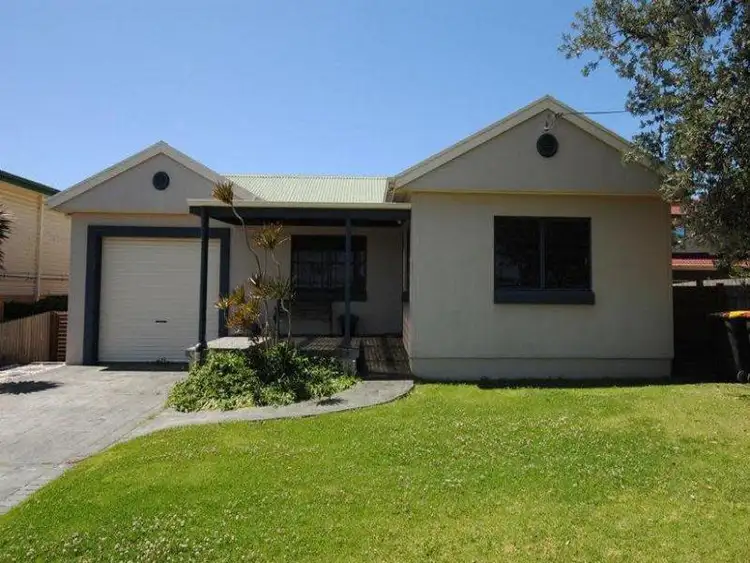 16 Church Street, Greenwell Point NSW 2540