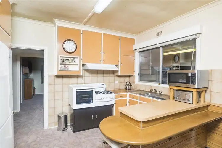 Fifth view of Homely house listing, 28 Argyle Street, Mildura VIC 3500