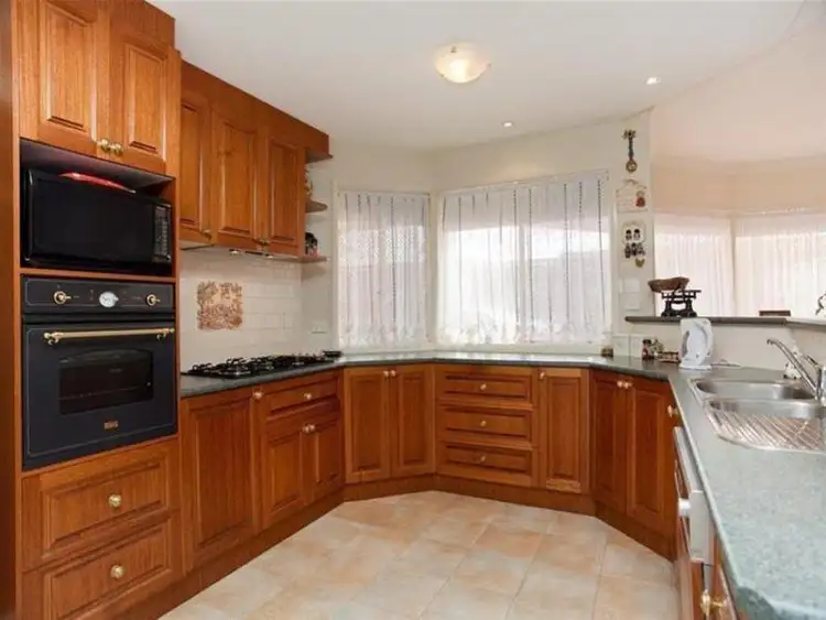Second view of Homely house listing, 7 Norfolk Grove, Sunbury VIC 3429