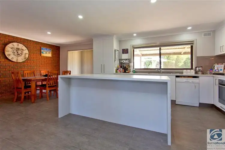 Fifth view of Homely house listing, 20 Sapphire Circuit, Wodonga VIC 3690