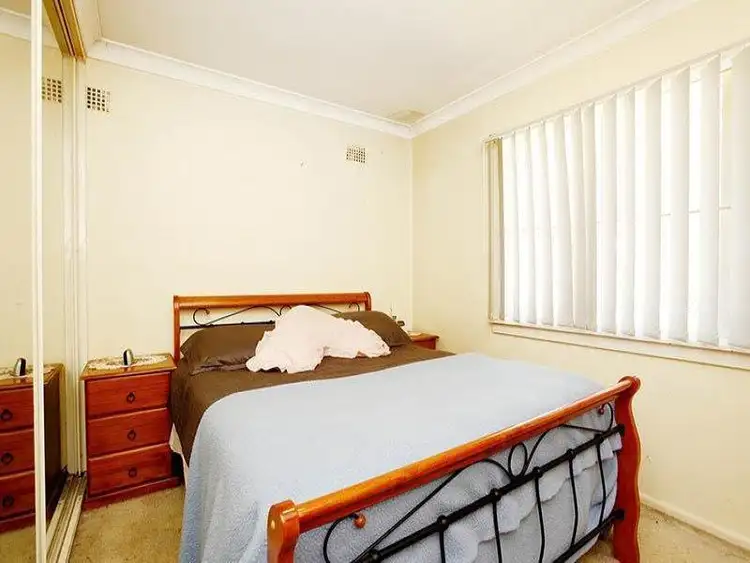 Fifth view of Homely house listing, 20 Marquesa Avenue, Lethbridge Park NSW 2770