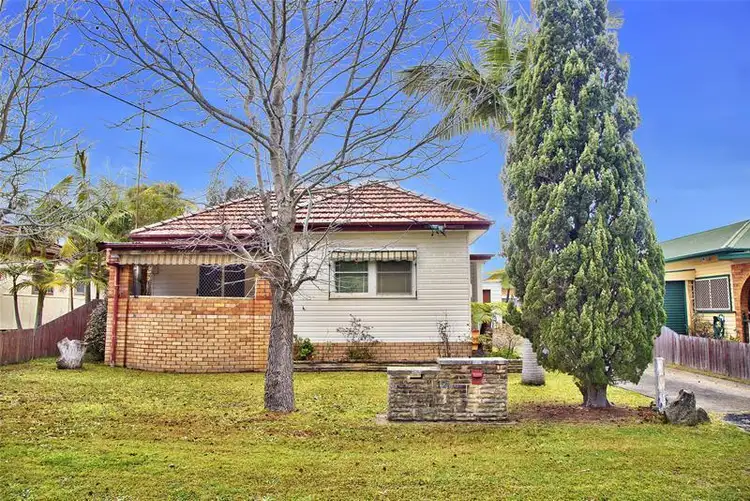12 Nimbin Street, The Entrance NSW 2261