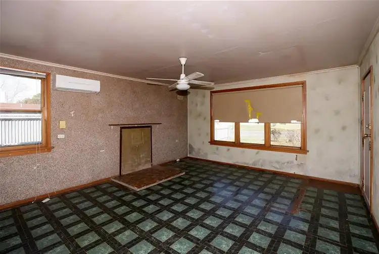 Sixth view of Homely house listing, 1 Malta Crescent, Wagga Wagga NSW 2650