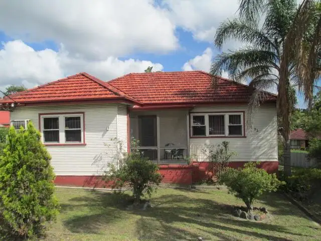 52 Lake Road, Wallsend NSW 2287