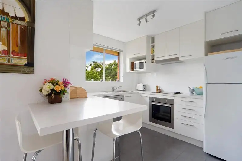 Main view of Homely unit listing, 4/3 Wheeler Parade, Dee Why NSW 2099