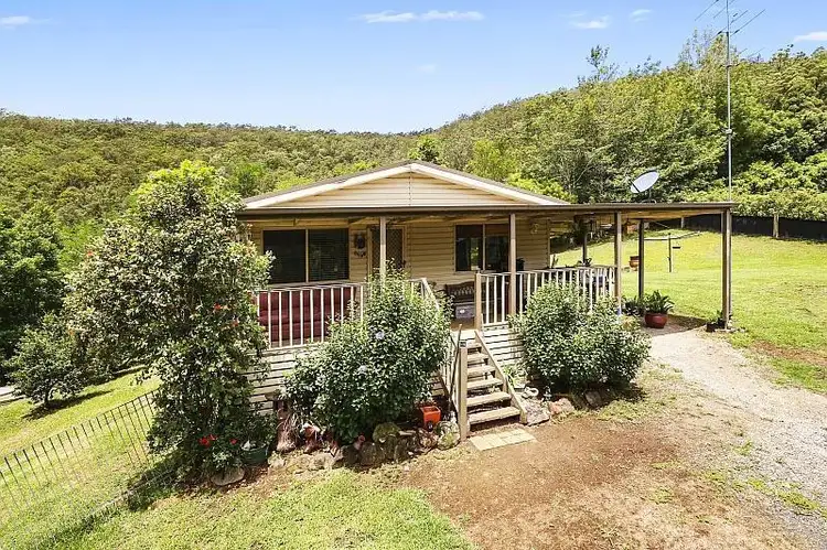 1869 Yarramalong Road, Yarramalong NSW 2259