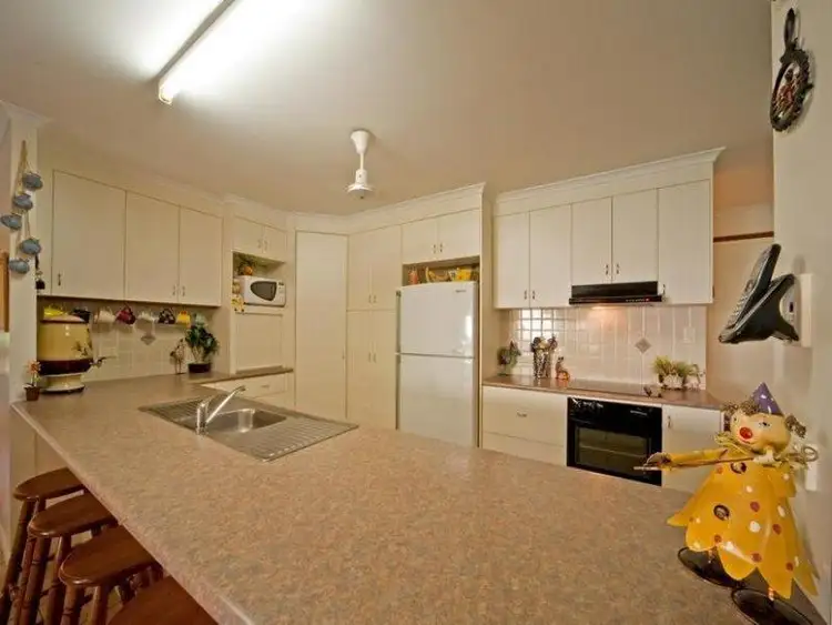 Fourth view of Homely house listing, 08 Tulip Court (Cul de sac), Proserpine QLD 4800