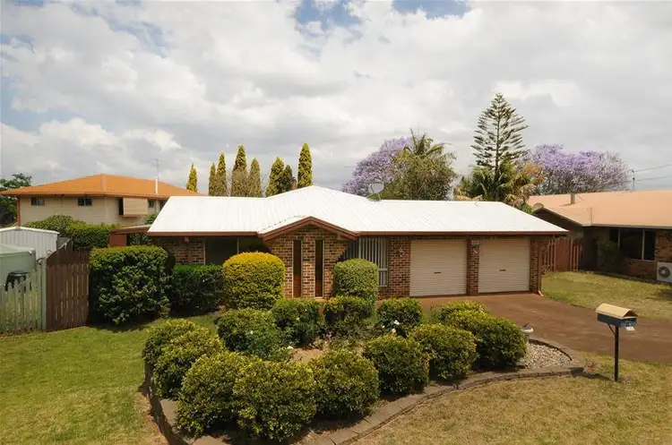 67 Jennifer Crescent, Darling Heights QLD 4350