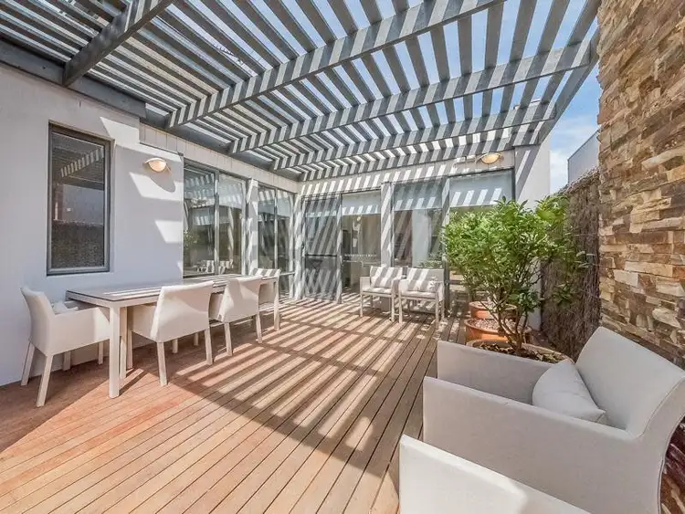 2/9 Douglas Road, Cowes VIC 3922