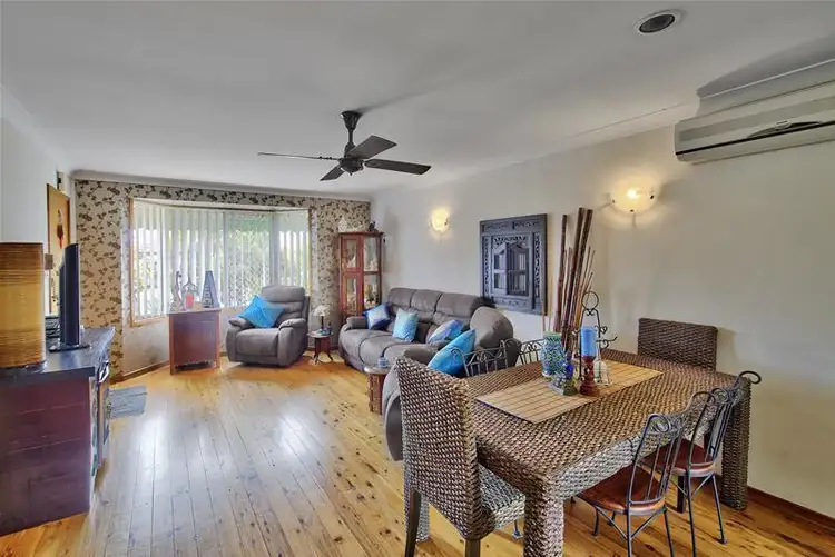 Sixth view of Homely villa listing, 10/3-5 Oaks Avenue, Long Jetty NSW 2261