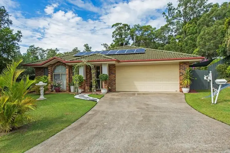 4 Dorchester Court, Oxenford QLD 4210