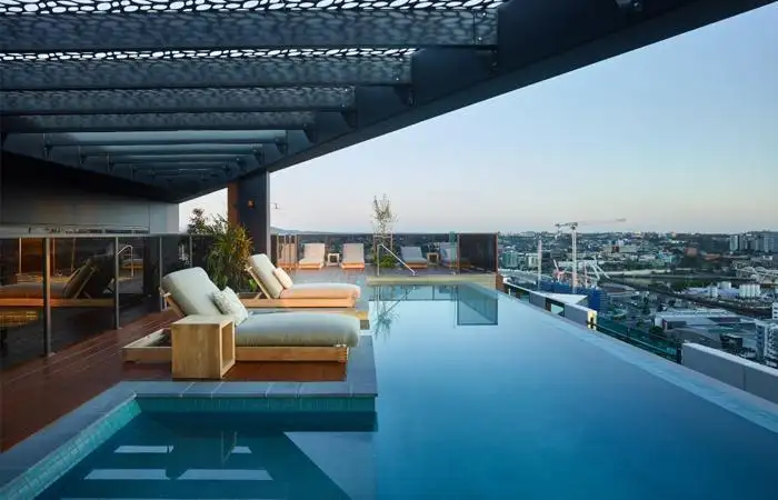 1811/4 Edmondstone Street, South Brisbane QLD 4101