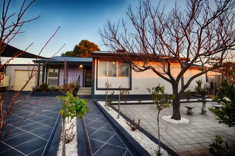 Second view of Homely house listing, 7 Taranto Court, Hackham West SA 5163