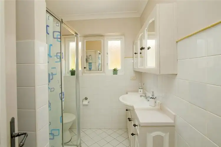 Fourth view of Homely apartment listing, 3/1 Brighton Boulevard, Bondi Beach NSW 2026