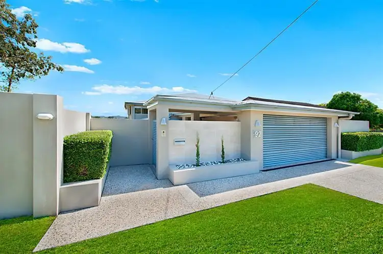 92 Bamboo Avenue, Benowa QLD 4217