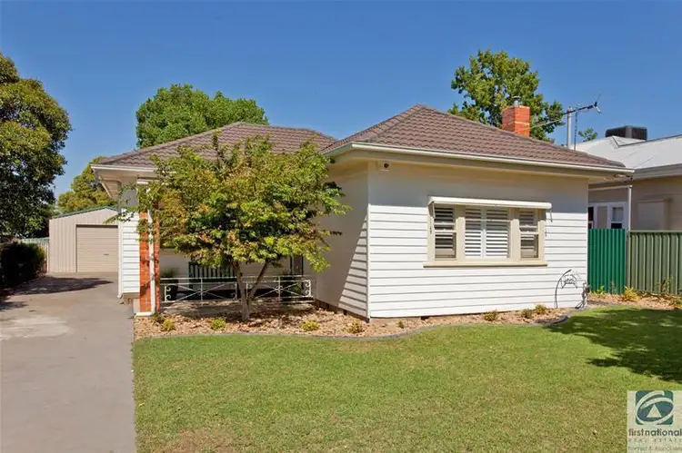 631 Poole Street, Albury NSW 2640