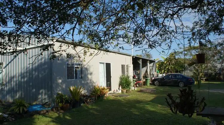 868 Sarina Beach Road, Sarina Beach QLD 4737