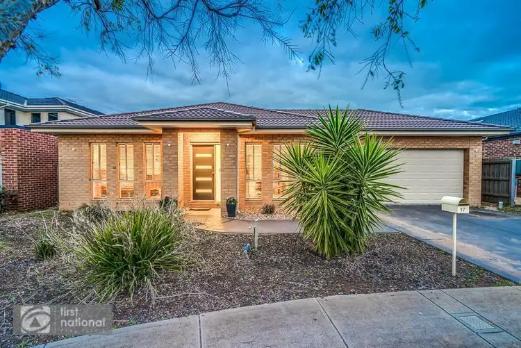 17 Terrene Terrace, Point Cook VIC 3030
