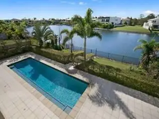 11 Mandolin Avenue, Helensvale QLD 4212