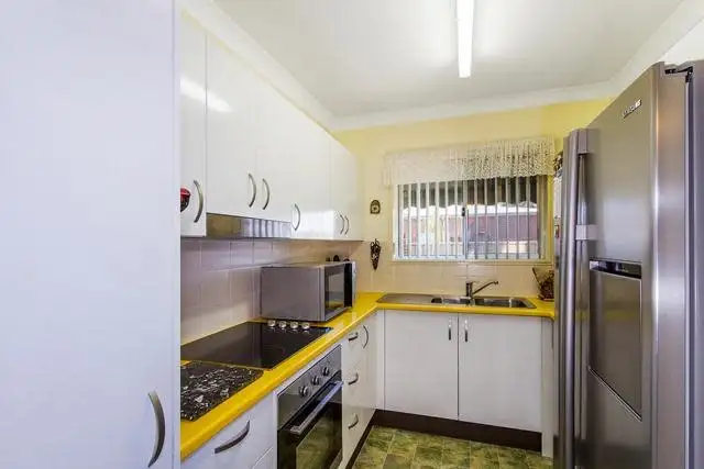 Second view of Homely unit listing, 213/15 Lorraine Avenue, Berkeley Vale NSW 2261